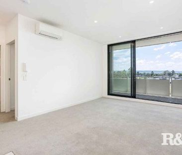 Security Complex- 1 BEDROOM APARTMENT - Photo 2