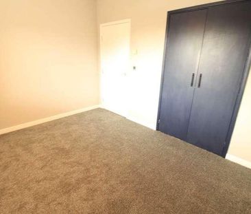 Thurcaston Road, Altrincham, WA14 - Photo 1
