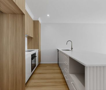 Coastal Living Awaits, Brand New Villa. Take the 3D tour - Photo 6