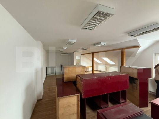 Vila de 6 camere Bunloc pretabil After School I Gradinita - Photo 1