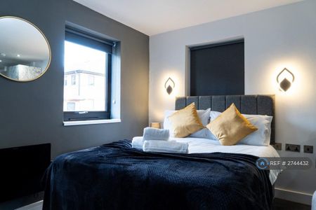 Studio to rent - Photo 3