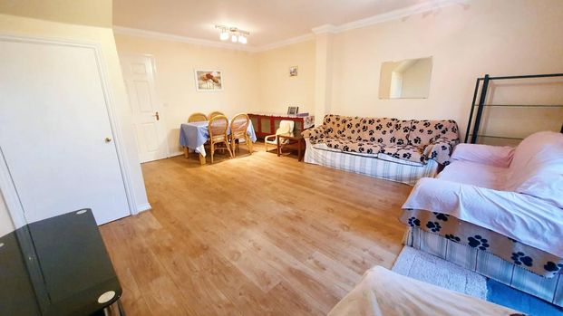 3 bedroom terraced house to rent - Photo 1