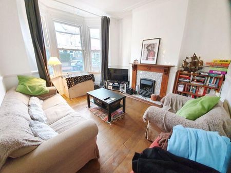 4 bedroom house to rent - Photo 2