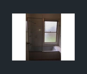 3 BEDROOM DUPLEX - Photo 4