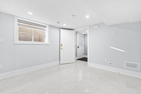For Lease - 38 Larchmere Avenue Unit# A, Toronto, Ontario - Photo 5