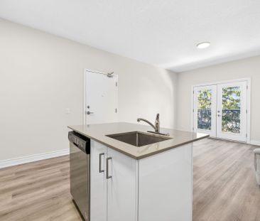 For Lease - 261 King Street Unit# 302, Hamilton, Ontario - Photo 4