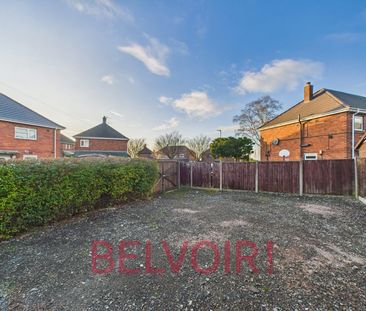 Semi-detached house to rent on - Photo 3