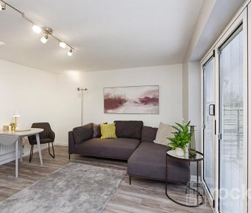 2 bedroom apartment to rent - Photo 4