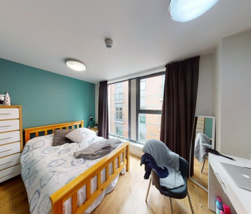 3 bedroom flat to rent - Photo 6