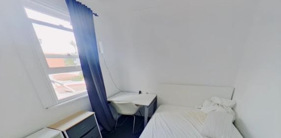 321 Cleveland, Sydney - Photo 2