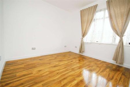 Butler Road, Dagenham, RM8 - Photo 4