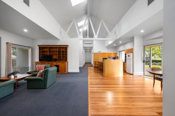 Rural Grandeur and Modern Comfort: 39 Lewis Avenue, Yahl - Photo 1