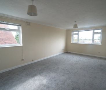 1 Bed Flat, Stuart Court, LE2 - Photo 2