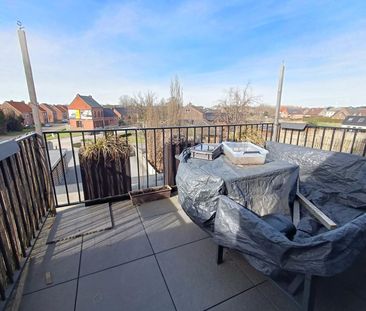 Recent tweeslaapkamer dakappartement met terras! - Photo 4