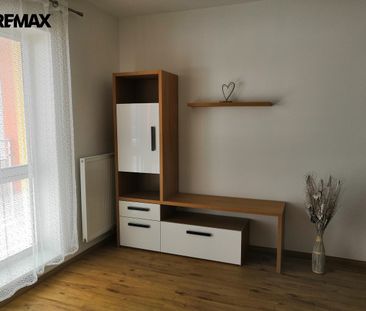 Pronájem bytu 1+kk 45 m² - Photo 2