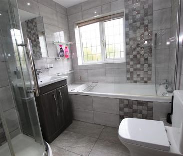 4 bedroom detached house to rent - Photo 5