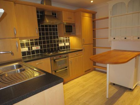 2 bedroom semi-detached house to rent - Photo 3