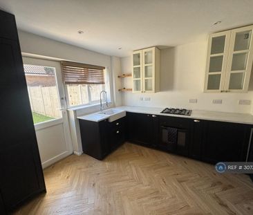 2 bedroom terraced house to rent - Photo 3