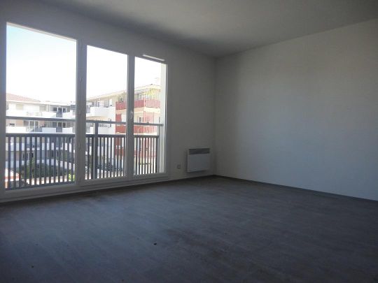 Location Appartement 2 pièces 40m² PUGET SUR ARGENS 83480 - Photo 1