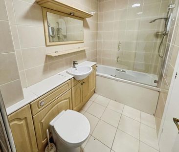 Gridiron Place, Upminster, RM14 - Photo 5