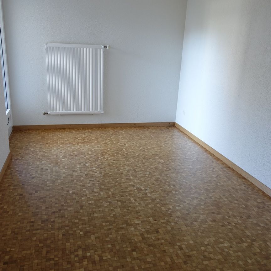 Appartement de 4.5 pièces au rez-de-chaussée - Photo 1