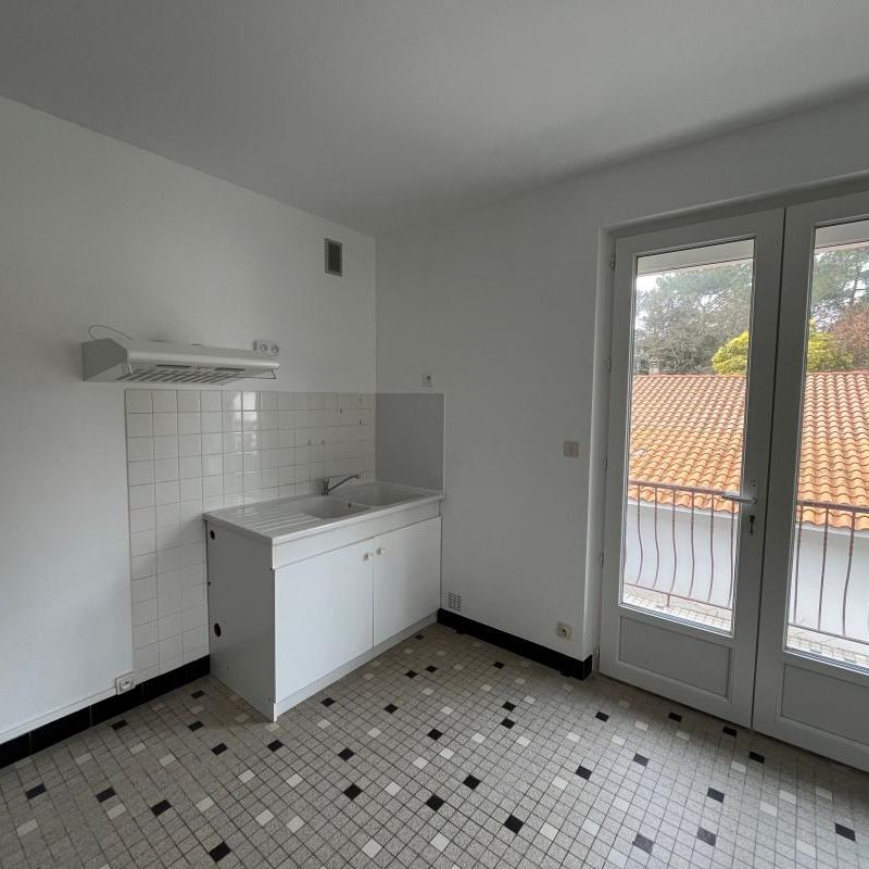 Location Appartement 2 pièces 29m² RONCE LES BAINS 17390 - Photo 1