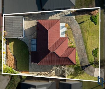 Comfortable Living in a Peaceful Old Valentine Cul-de-Sac - Photo 6