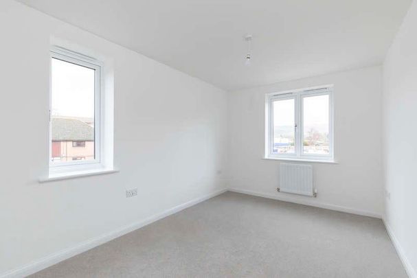 Ridge Close, Cheltenham, GL52 - Photo 1