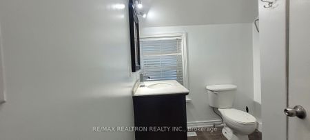 For Lease - 10 Duke Street, Whitby, Ontario - Photo 2