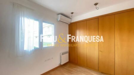 Piso de alquiler en De Borrell, El Coll - Foto 5