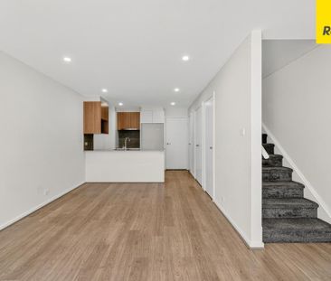 Contemporary Lakeside Living - Photo 3