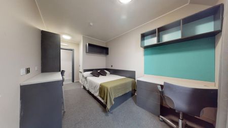 5 bedroom flat to rent - Photo 3
