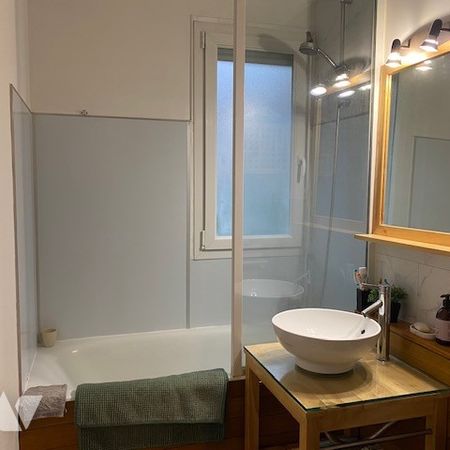 Appartement F2 avec balcon + garage + place parking extérieur - Photo 4