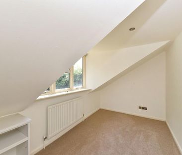 4 bedroom detached house to rent - Photo 1
