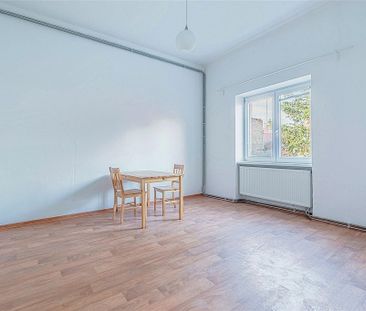Pronájem bytu 2+1 48 m² - Photo 2
