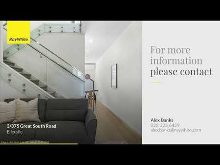 Modern 4-Bedroom Townhouse in Prime Central Location - Photo 5