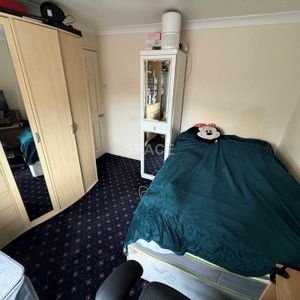 Brybur Close, Reading - Photo 2