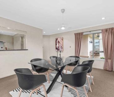 Spacious Home in Sought After Lansdowne - Photo 3