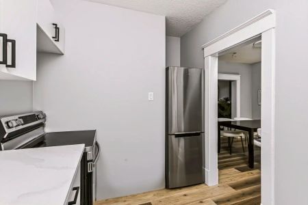 The Derwas Apartments — One bedroom SHOW suite - Photo 3