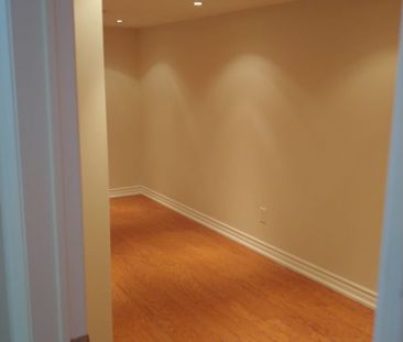 For Lease - 4900 Sebastian Drive, Mississauga, Ontario - Photo 1