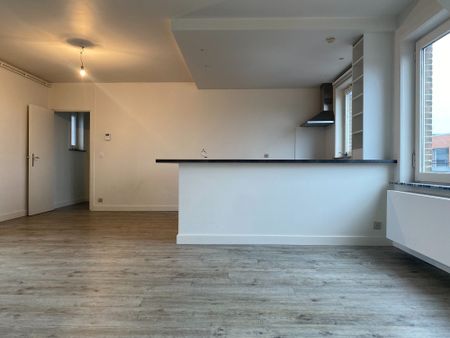 Vernieuwd en geschilderd appartement in centrum | Stormestraat - Foto 2