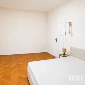 Pronájem bytu 2+kk v bezprostřední blízkosti centra města na ul. Kounicova - Photo 2