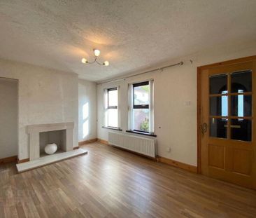 4 Edenvale Court, Lisburn, BT28 2RL - Photo 2