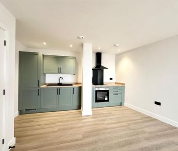 2 bed flat to rent in Sheffield Road, Barnsley, S70 - Photo 6