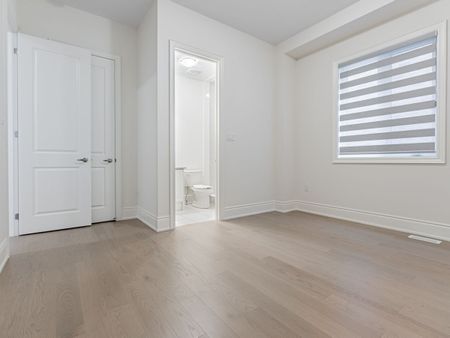 For Lease - 21 James Walker Avenue, Caledon, Ontario - Photo 5