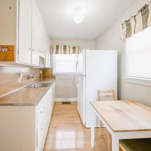 For Lease - 130 Leland Street Unit# 1st Floor Room, Hamilton, Ontario - Photo 3