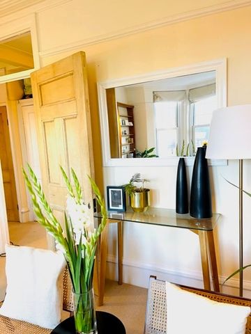 2 Bed Flat, Kenilworth Court, SW15 - Photo 2