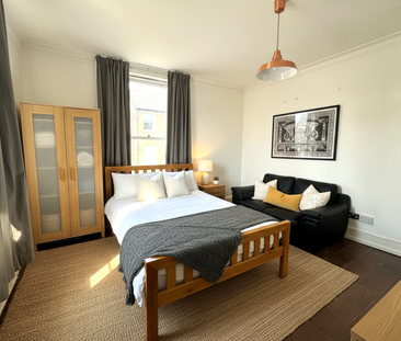 6 bedroom end of terrace house to rent - Photo 3