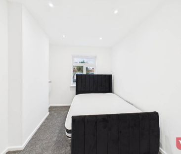 House share to rent - Photo 2