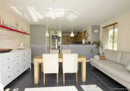 3 bedroom property to rent in St Neots - Photo 3